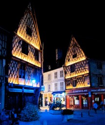 Berry-Bourges-Nuits-Lumiere-PlaceGordaine890