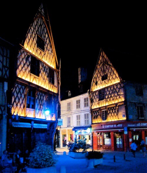Berry-Bourges-Nuits-Lumiere-PlaceGordaine890