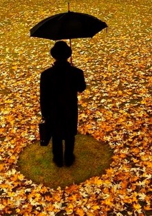 novembre-parapluie-feuilles
